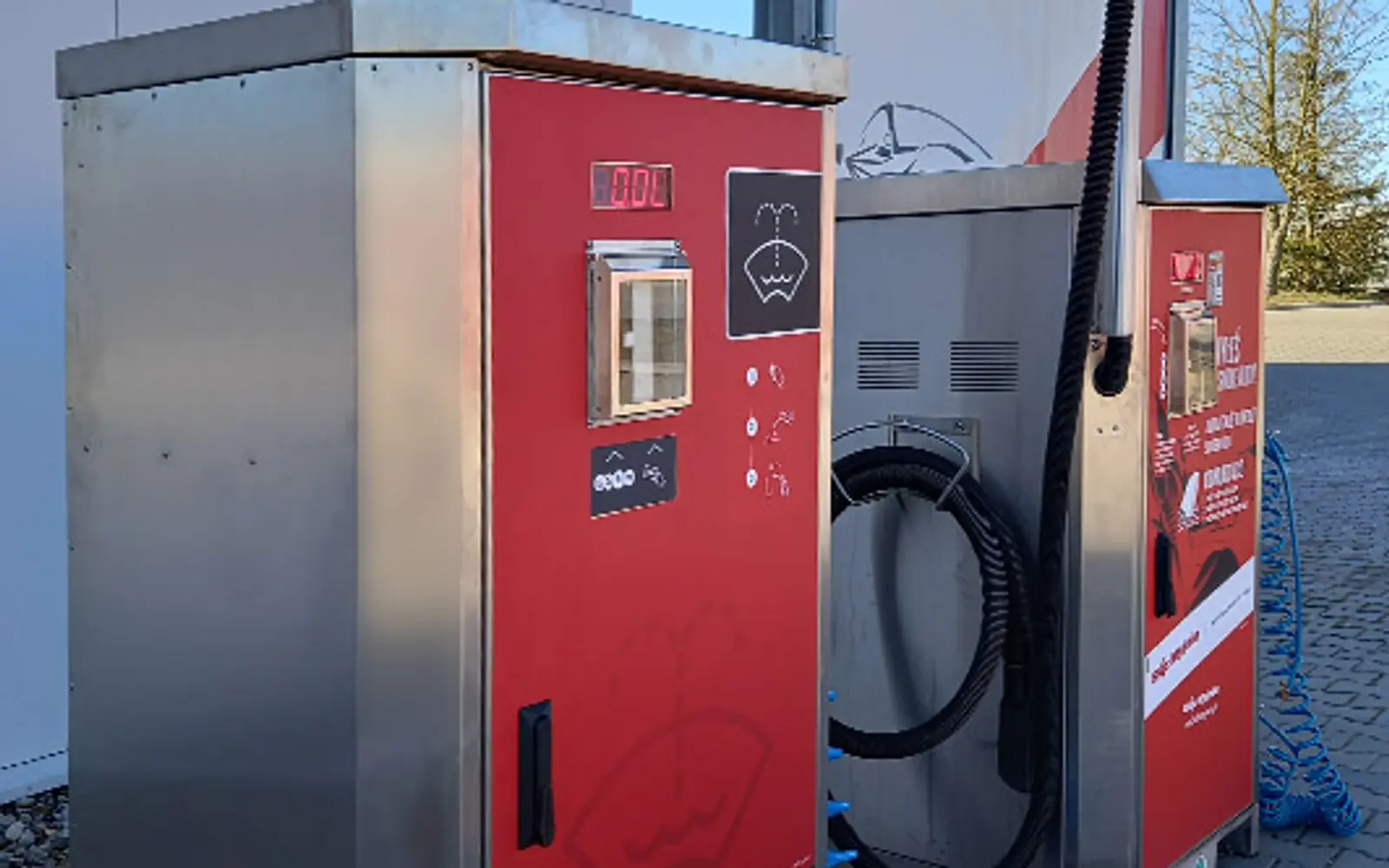 Washer fluid distributor