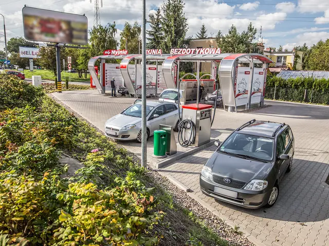 Modular touchless car wash with a Futuro construction