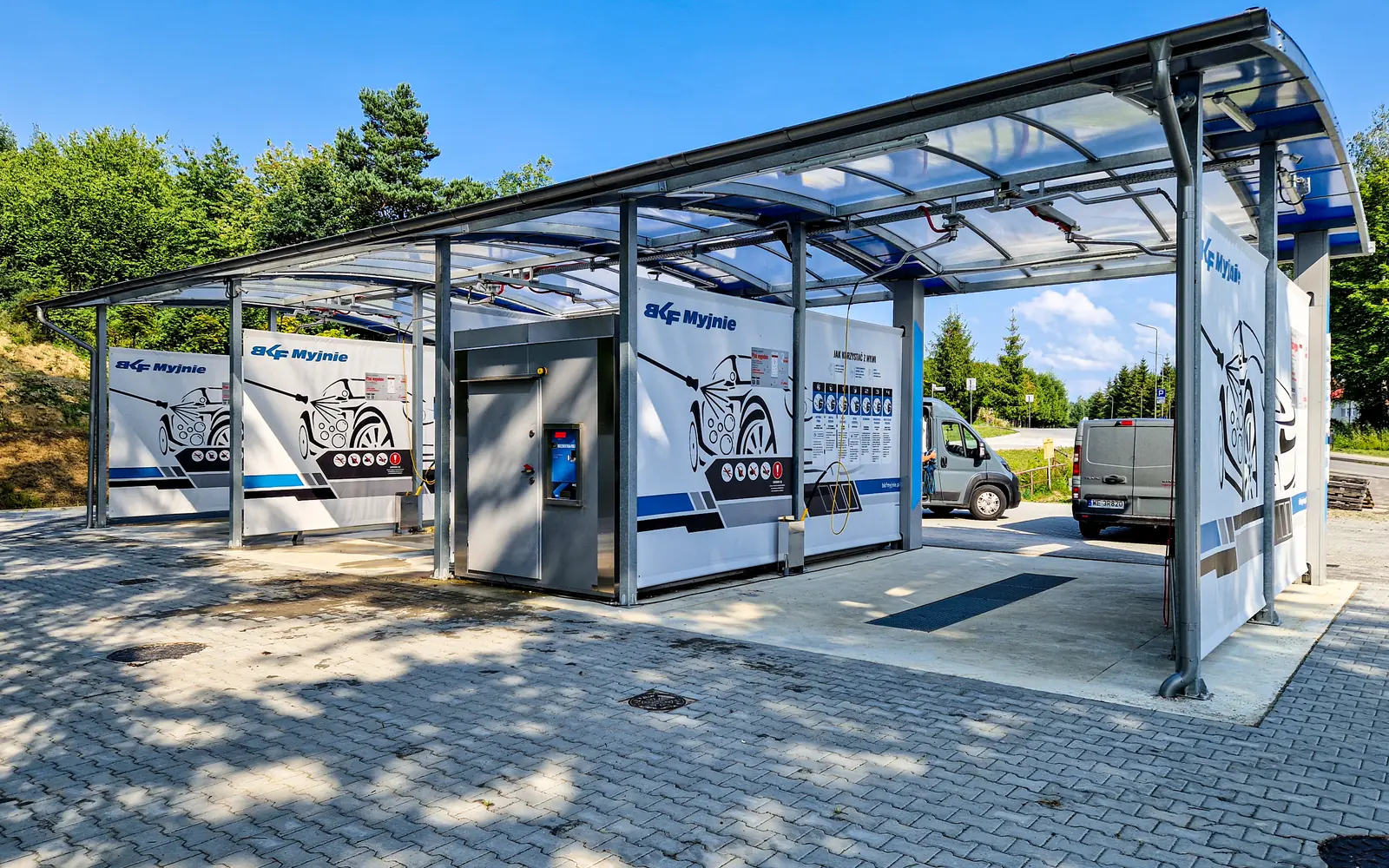 BKF touchless car wash – Ustrzyki Dolne